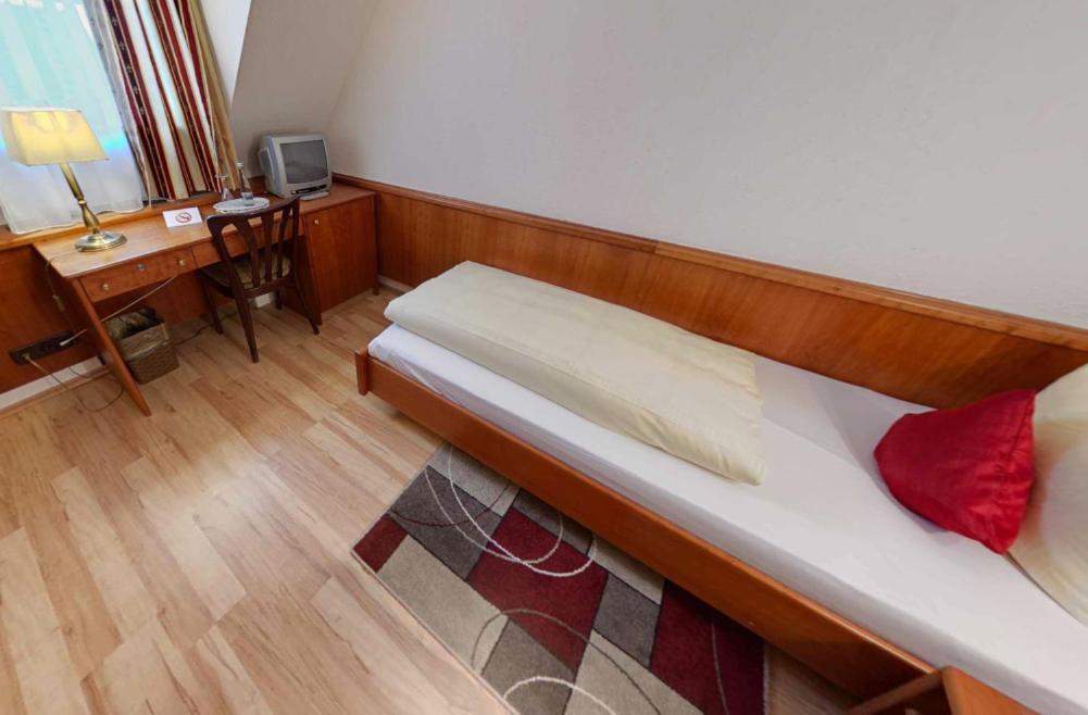 Hotel Lamm Remshalden الغرفة الصورة